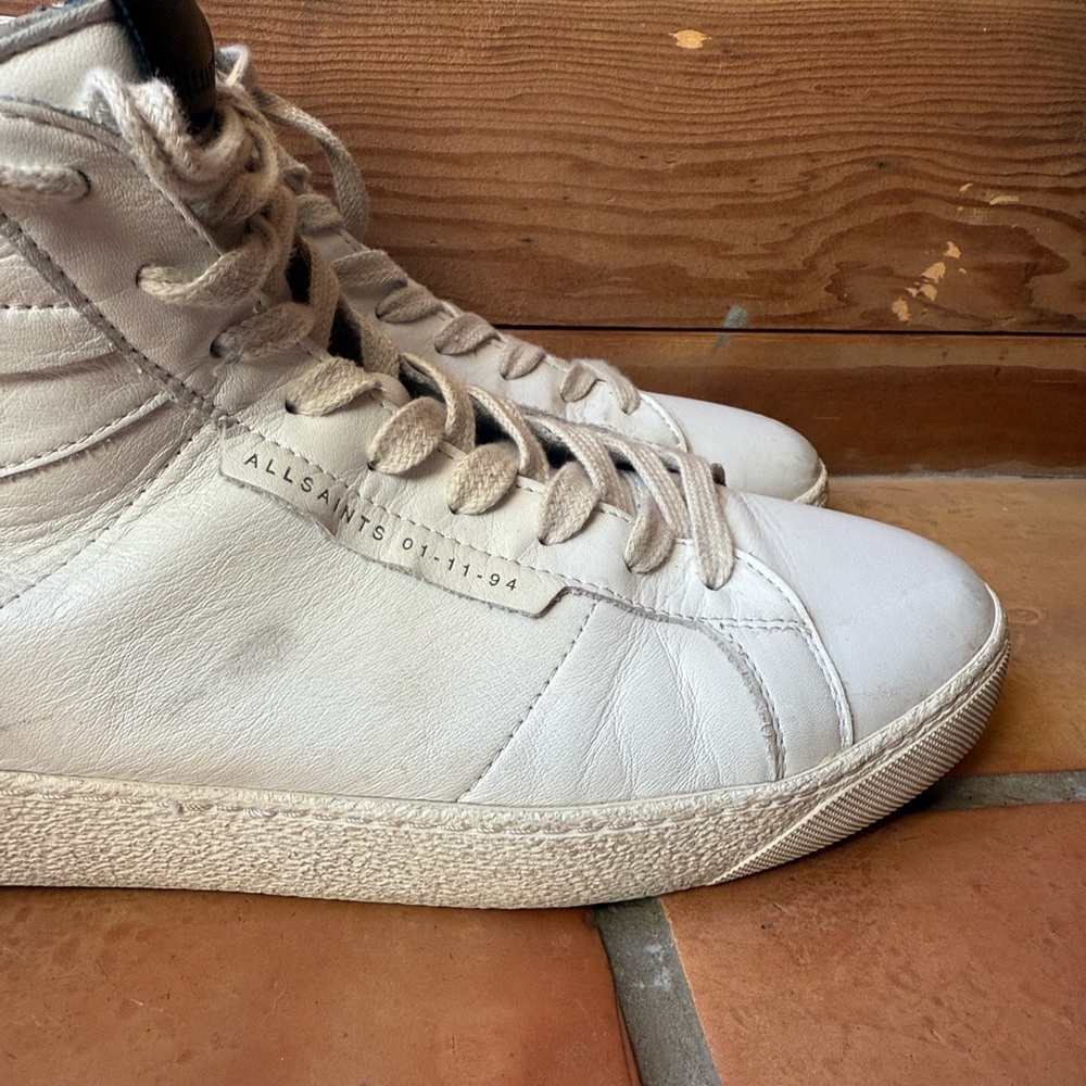 🎲🎲AllSaints White leather High-Top Sneakers🎲🎲